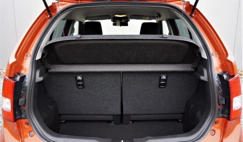 
								Suzuki Ignis 1.2Hybrid Comfort  NAVI LED full									