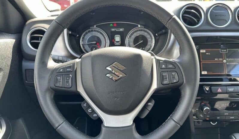 
								Suzuki Vitara Comfort 1,5 RFK+SHZ+ACC+LED+TEMP+TWW+ESP full									