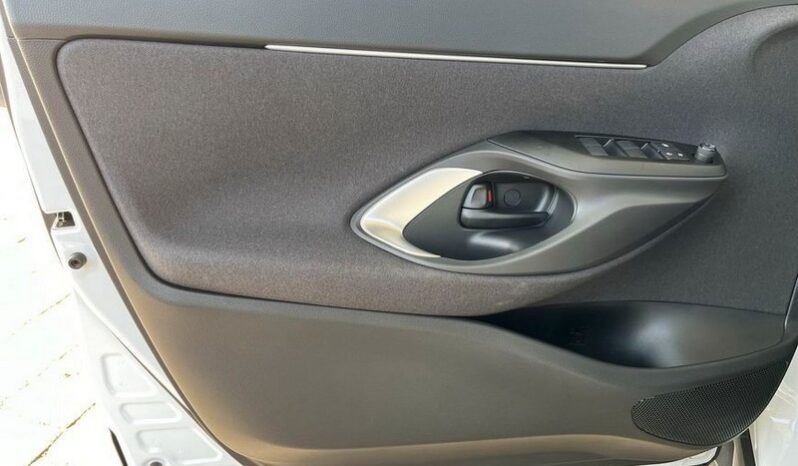 
								Toyota Yaris Cross Hybrid 116 1.5 VVT-i Business Editio full									