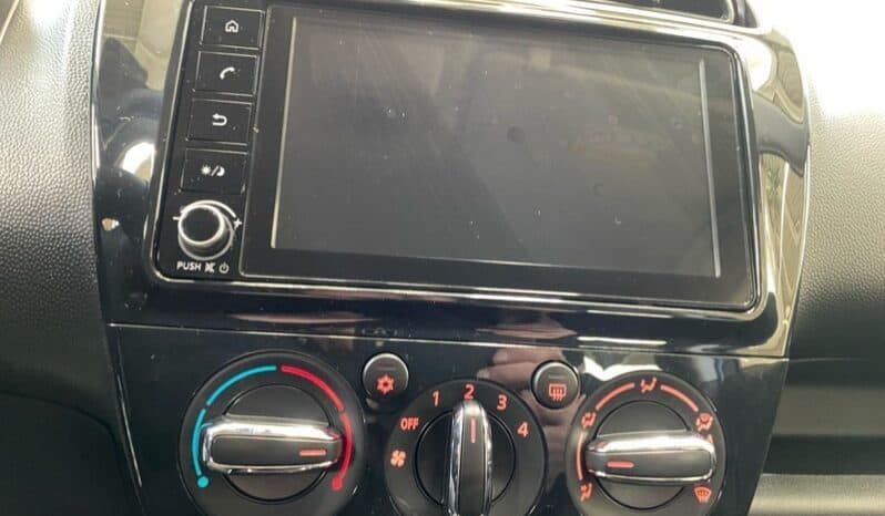 
								Mitsubishi Space Star Select+ 1,2 l MIVEC SHZ TEMP KAM full									