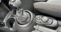 Mini Cooper 3T. ClassicTrim DrivAss.ParkAss. LED Navi