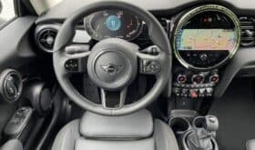 Mini Cooper 3T. ClassicTrim DrivAss.ParkAss. LED Navi