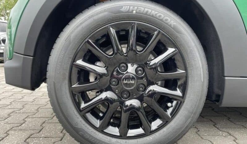 
								Mini Cooper 3T. ClassicTrim DrivAss.ParkAss. LED Navi full									