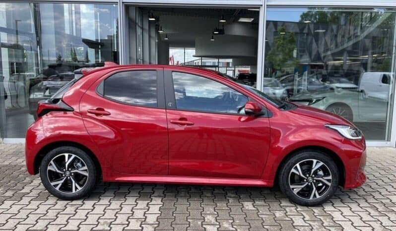 
								Toyota Yaris Hybrid 116 1.5 VVT-i TeamD*Safety-Paket* full									