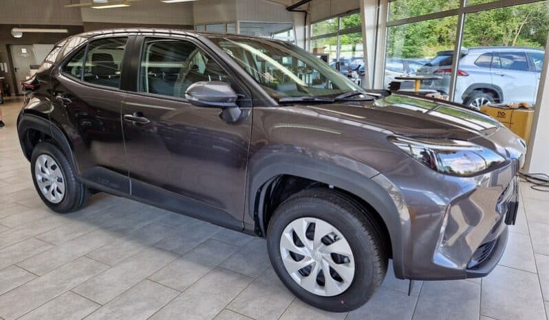 
								Toyota Yaris Cross *Hybrid*CarPlay*DAB*Kamera* full									