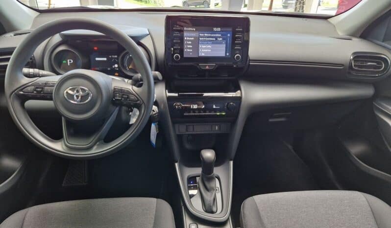 
								Toyota Yaris Cross *Hybrid*CarPlay*DAB*Kamera* full									