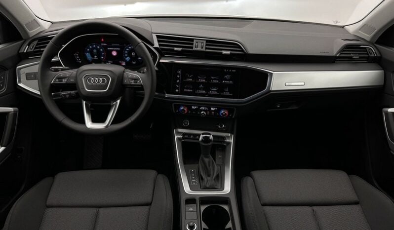 
								Audi Q3 35 TFSI advanced +ACC+KEYLESS+LED-SW+AHK+STHZ full									