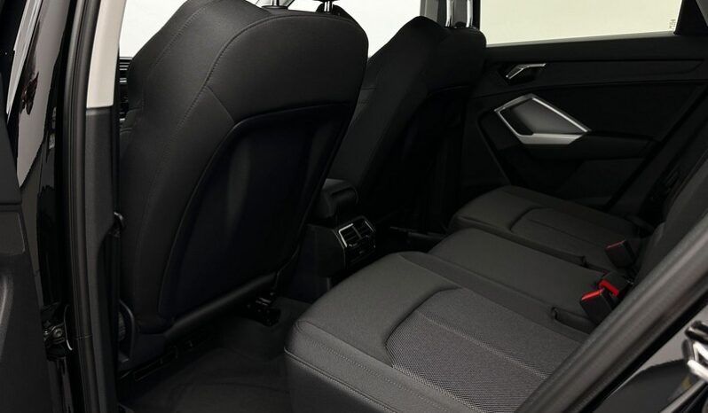 
								Audi Q3 35 TFSI advanced +ACC+KEYLESS+LED-SW+AHK+STHZ full									