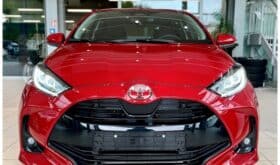 Toyota Yaris Hybrid Team LED Apple CarPlay