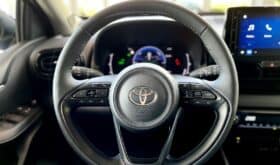 Toyota Yaris Hybrid Team LED Apple CarPlay