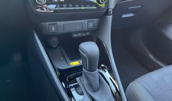 
									Toyota Yaris HYBRID Team D +Comfort full								