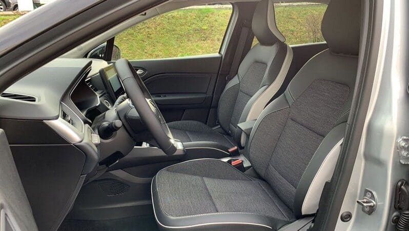 
								Renault Captur 160 Techno Plug-In-Hybrid Ambiente+LED full									