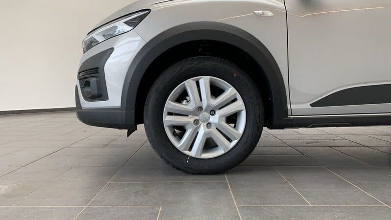 
								Dacia Sandero Stepway Expression TCe 90 SHZ+EPH full									