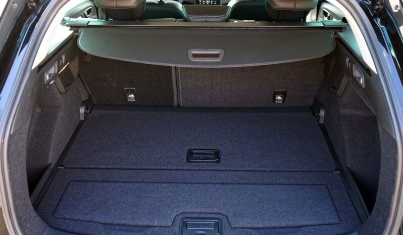 
								Renault Megane Grandtour TCe140 Aut. LED Navi Kamera Tem full									